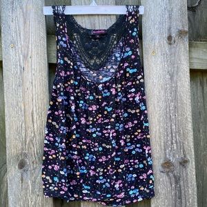 Annabelle Scoop neck Gathered Black Floral Crochet Back Tank Top Sleevel…
